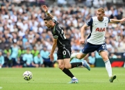 爱游戏新闻-热刺绝杀对手，白鹿巷球队豪取三分