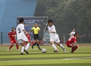 爱游戏官网登录网址-球员斗志昂扬，精彩瞬间频频上演