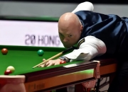 爱游戏网站-足球赛场上的华丽表演令人惊叹