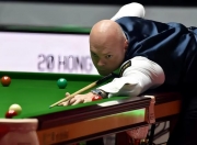 爱游戏网站-足球赛场上的华丽表演令人惊叹