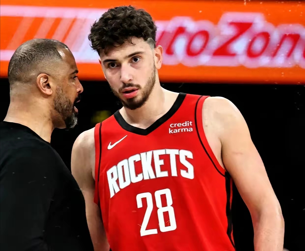 篮网惨败火箭遭遇三连败 篮网惨败火箭遭遇三连败