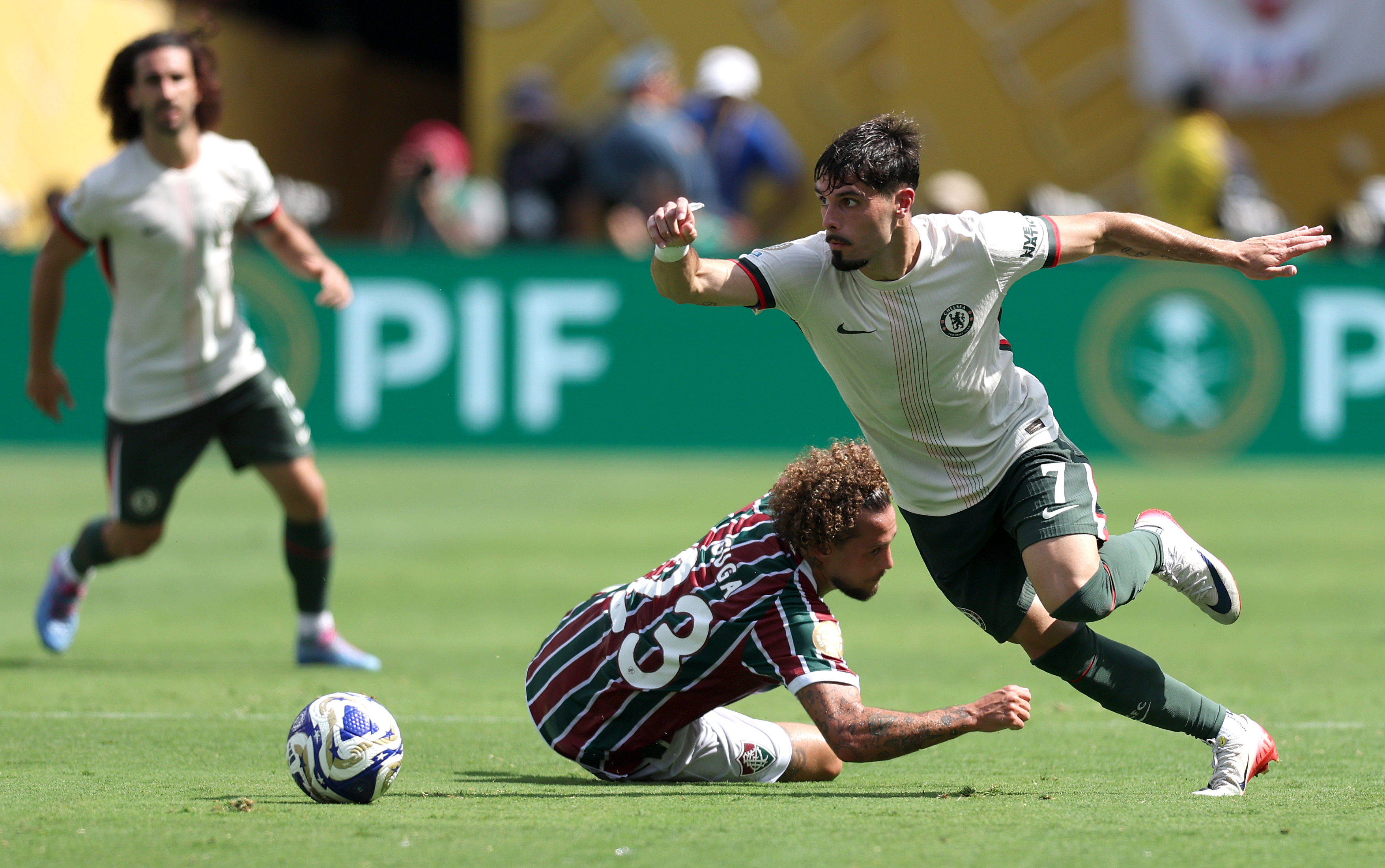 切尔西取胜晋级,小组第一晋级! 切尔西取胜晋级,小组第一晋级!