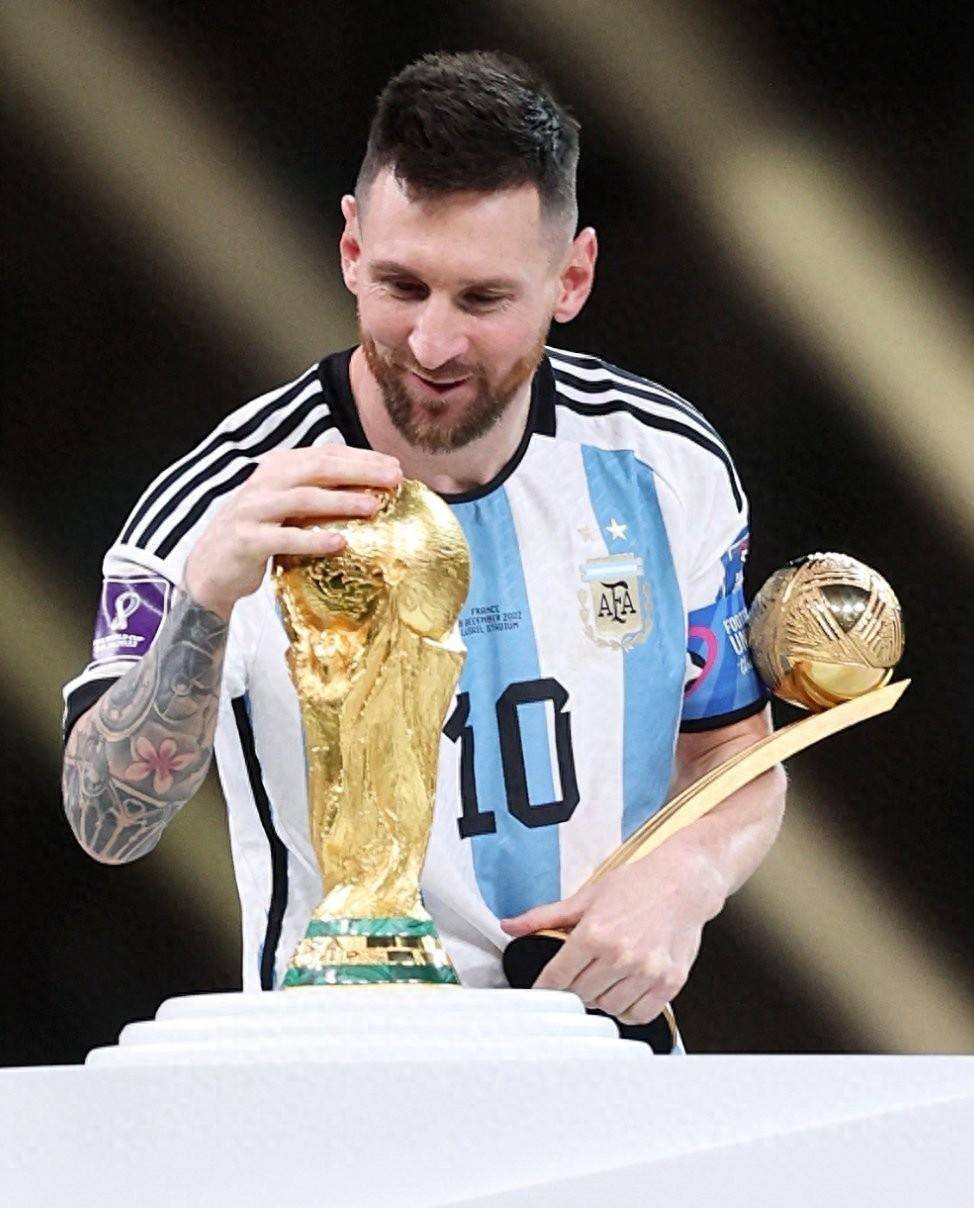 国家队赛事中绽放光芒，夺得宝贵胜利