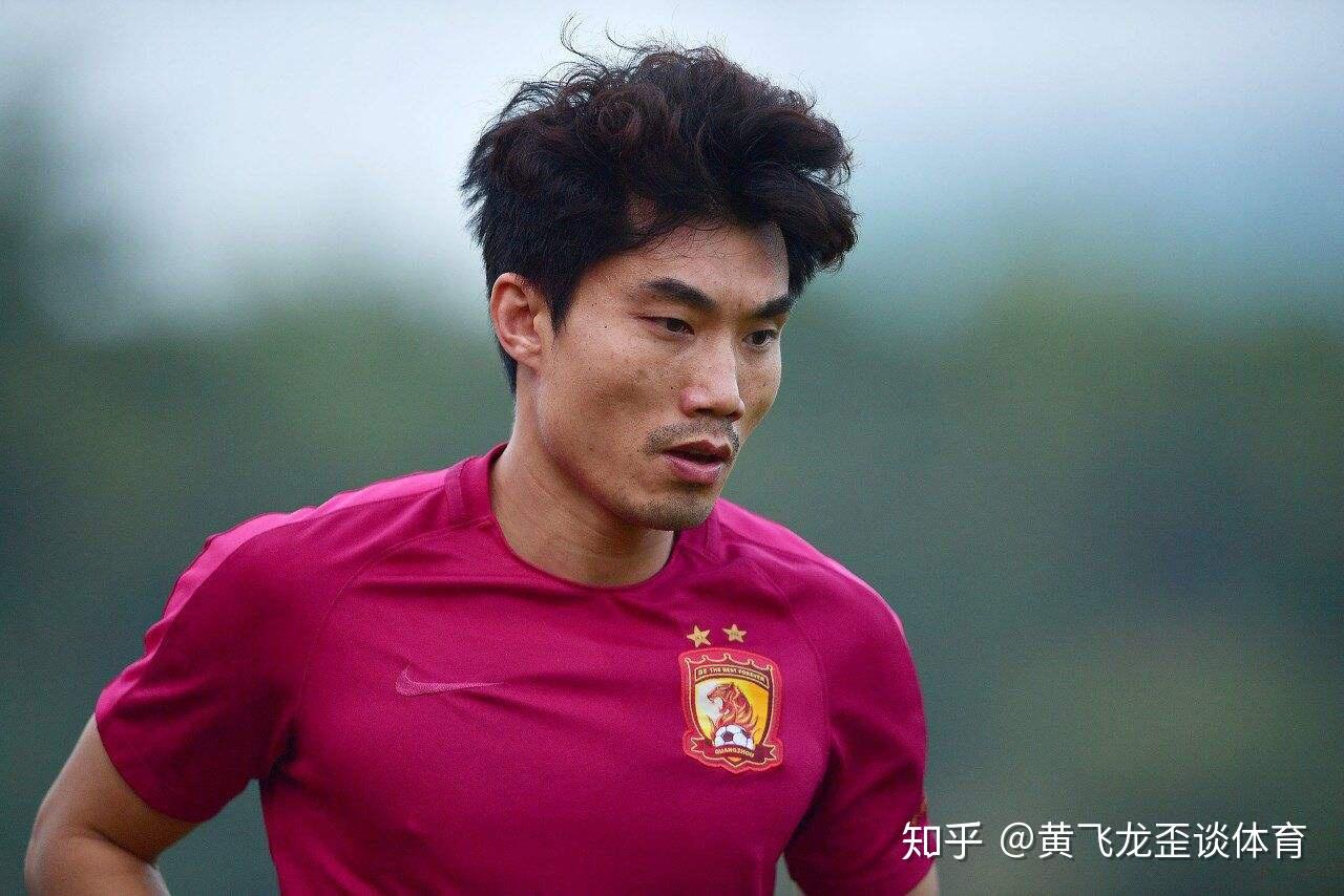 主教练智慧指挥,率领球队逆转胜局 主教练智慧指挥,率领球队逆转胜局