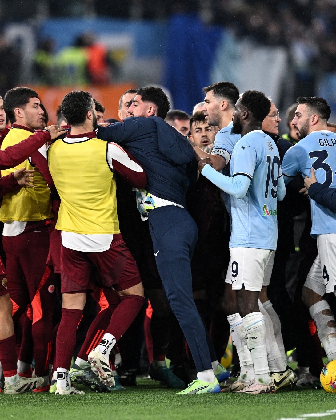 关于罗马对阵维罗纳：意甲白热化冠军之争迎新局的信息