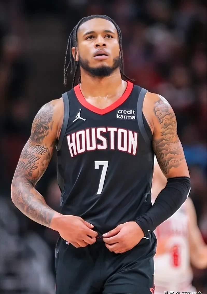 包含精准投射稳拿关键分，力挽狂澜壮举成就英雄！的词条