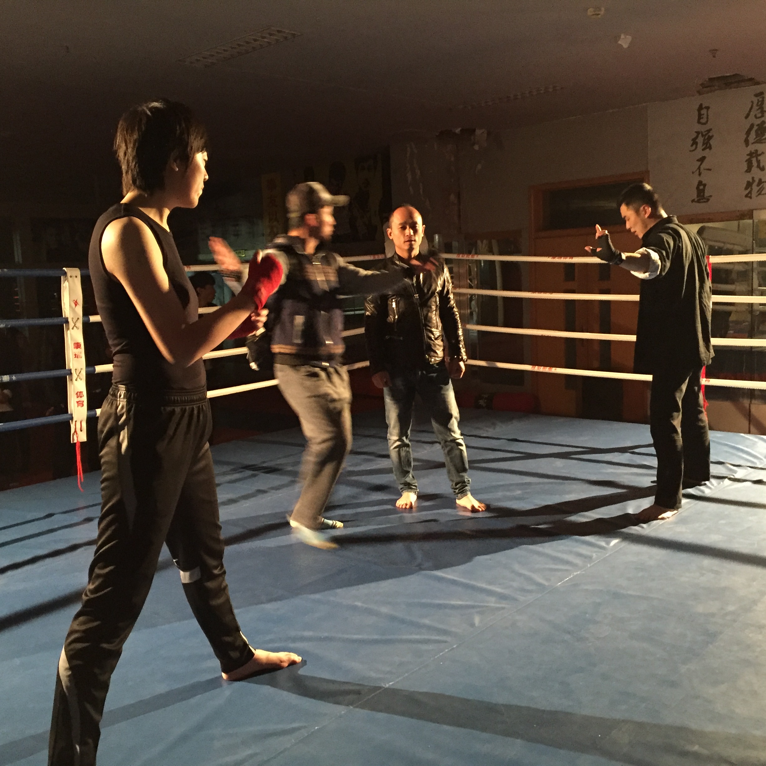 热血擂台，豪门之间的角逐引人入胜