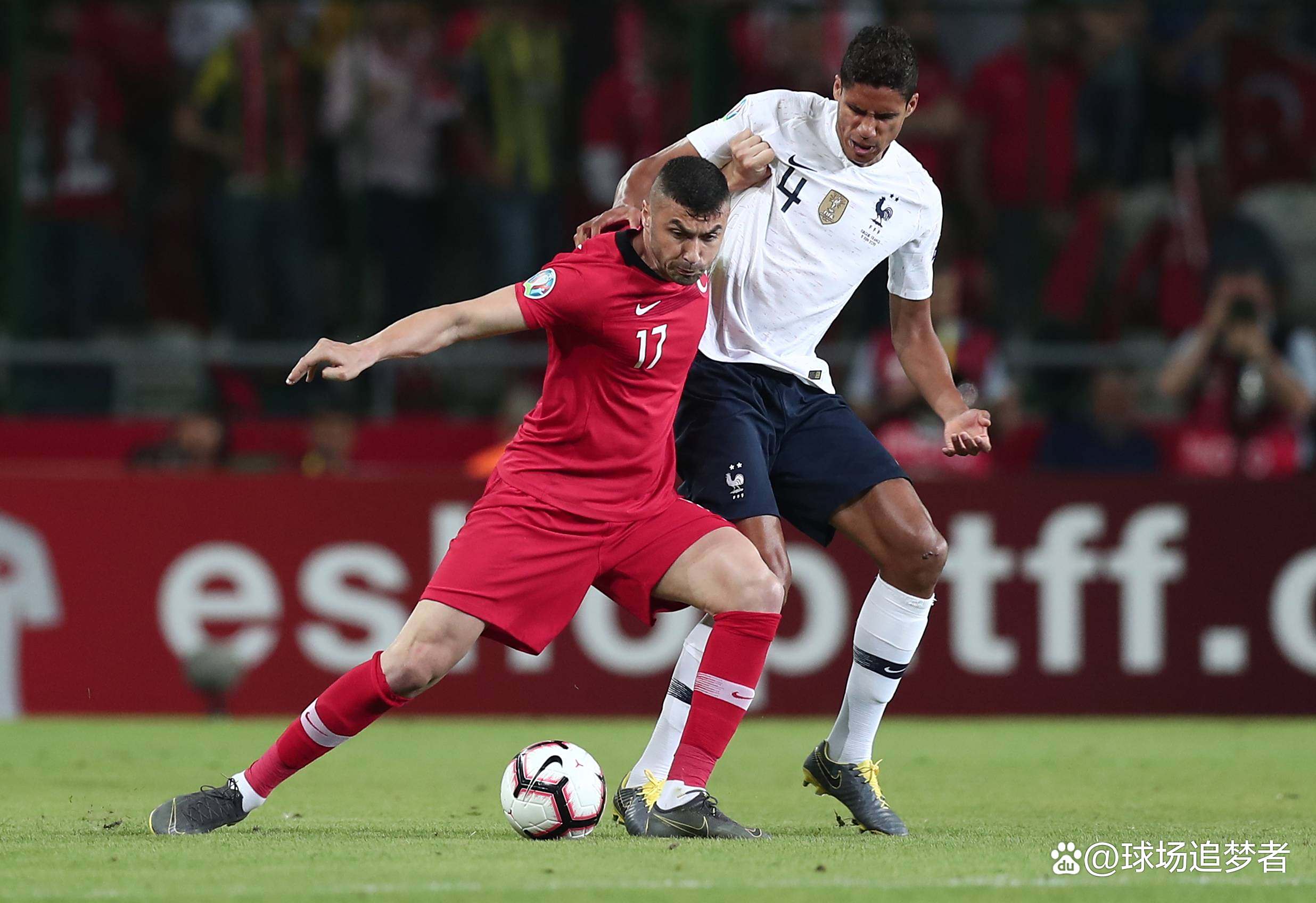 奥地利主场激烈逼平克罗地亚，争取最后一次欧洲杯机会的简单介绍